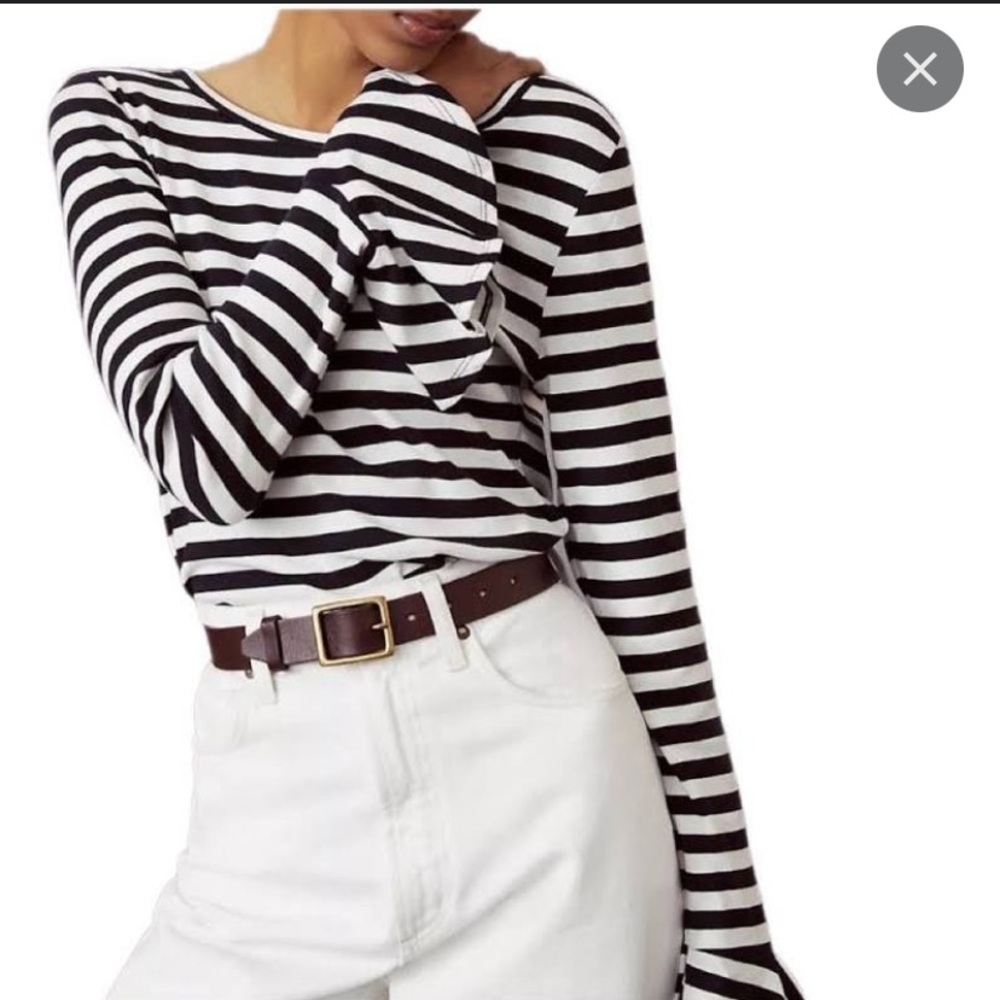SARA CAMPBELL medium navy & white stripe top bell sleeve